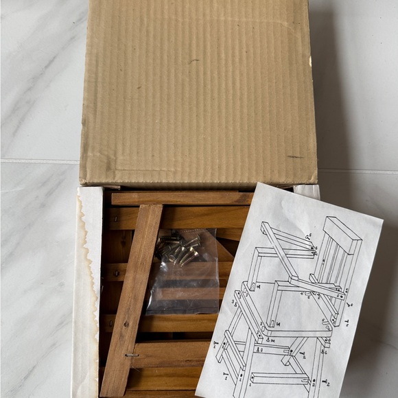 House of Lloyd TT-78 Doll High Chair 1:12 Scale Wood Miniature Build Kit - Picture 3 of 3